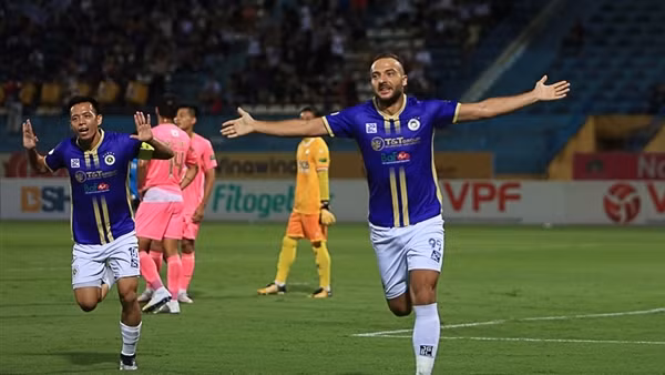 Hà Nội FC nhận tổn thất bất ngờ trước "đại chiến" với SLNA ảnh 2