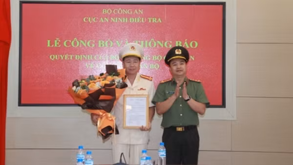 Công bố quyết định điều động Phó Cục trưởng Cục An ninh điều tra