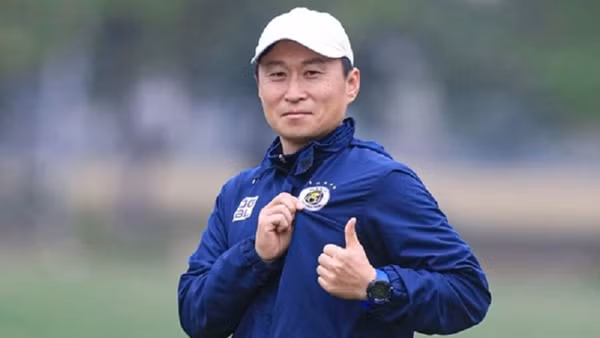 Hà Nội FC nhận tổn thất bất ngờ trước "đại chiến" với SLNA
