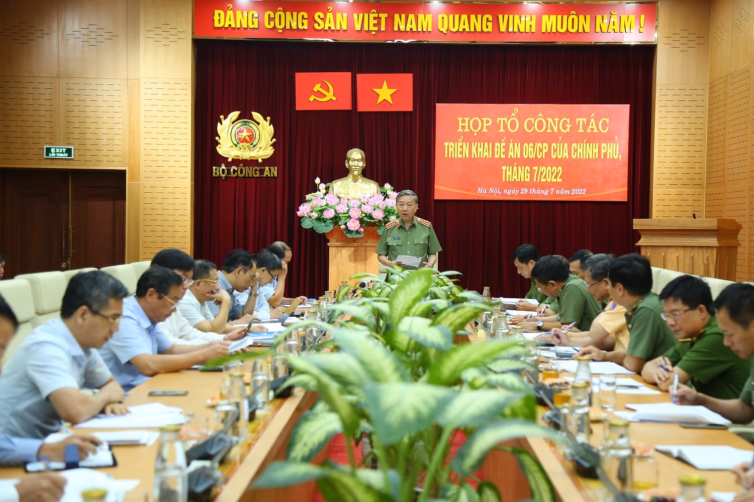 Những tiện ích người dân và doanh nghiệp được hưởng từ Đề án 06 trong 6 qua -1