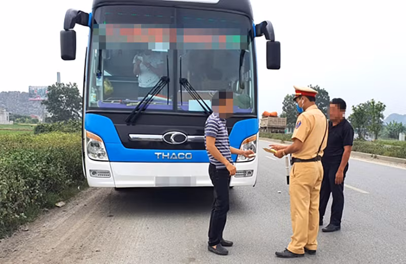 Nộp phạt vi phạm giao thông qua dịch vụ công những tiện ích người dân cần biết -0