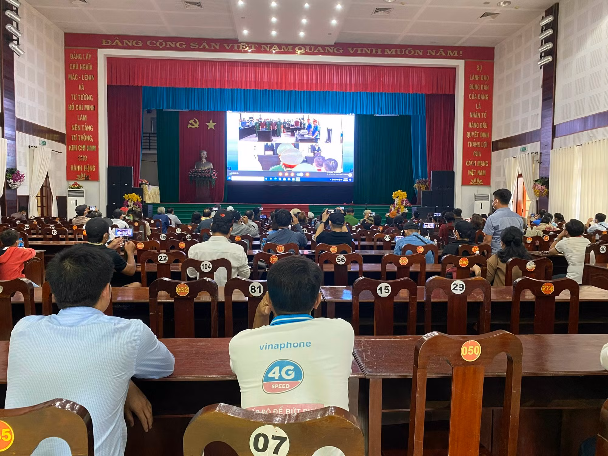 Bác ý kiến xin hoãn phiên tòa xử vụ “Tịnh thất Bồng Lai” -0