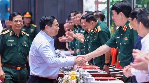 Thủ tướng đề nghị Bộ Quốc phòng thực hiện tốt 8 nhiệm vụ trọng tâm