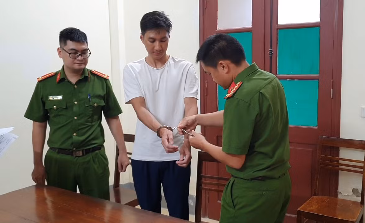 đối tượng tăng duy thành bị cơ quan điều tra thi hành lệnh bắt để tạm giam.jpg -0