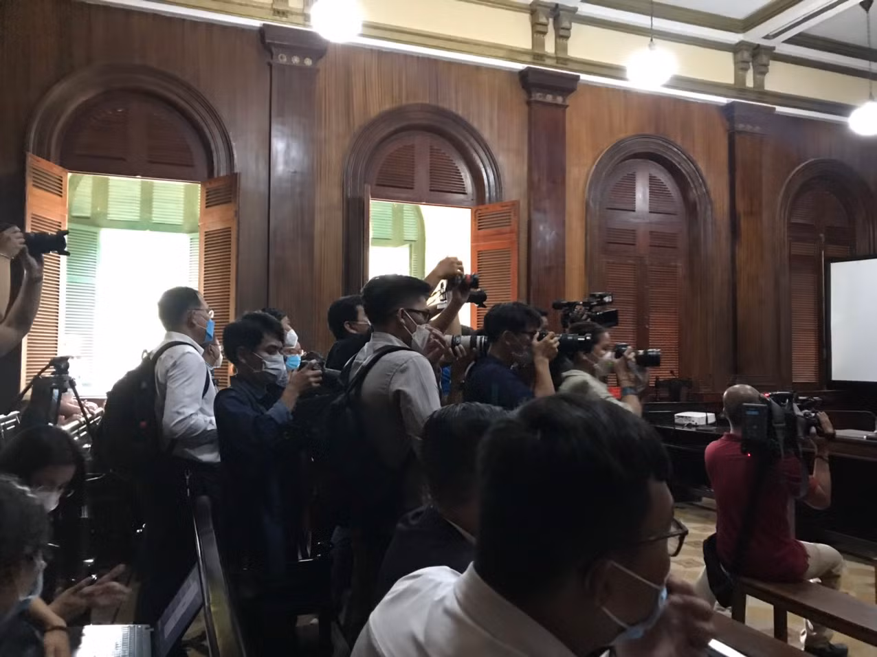 Xét xử vụ cha đẻ, mẹ kế hành hạ bé gái 8 tuổi đến chết ở Bình Thạnh -0