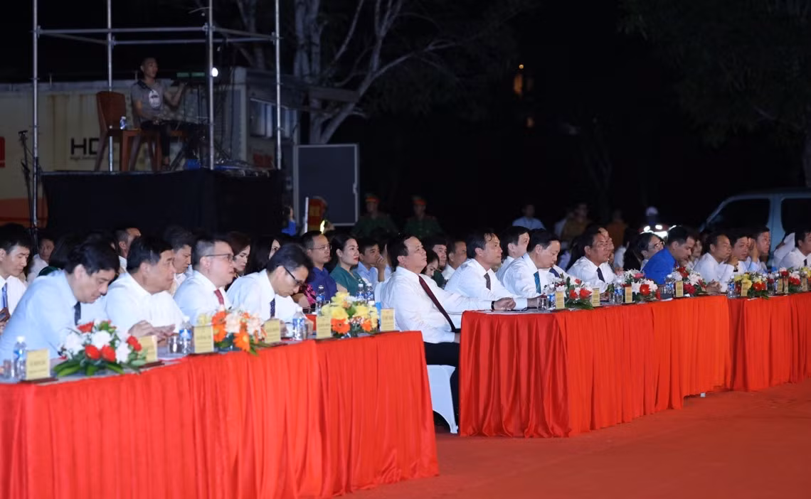 Linh thiêng chương trình nghệ thuật “Cõi thiêng Đồng Lộc” -0