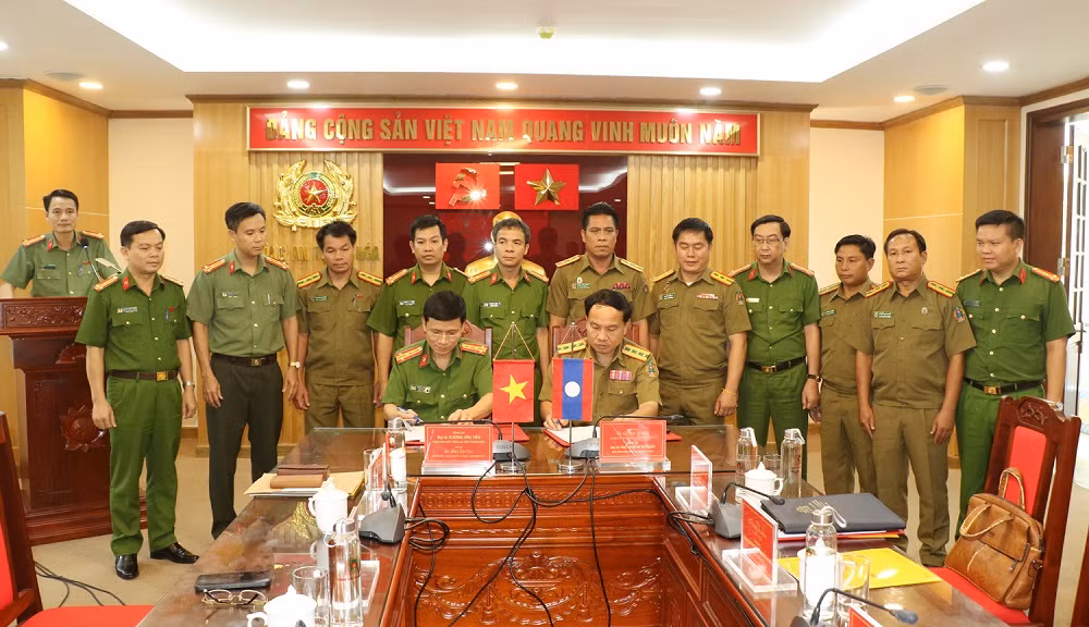2. ky ket bien ban ghi nho.jpg -0