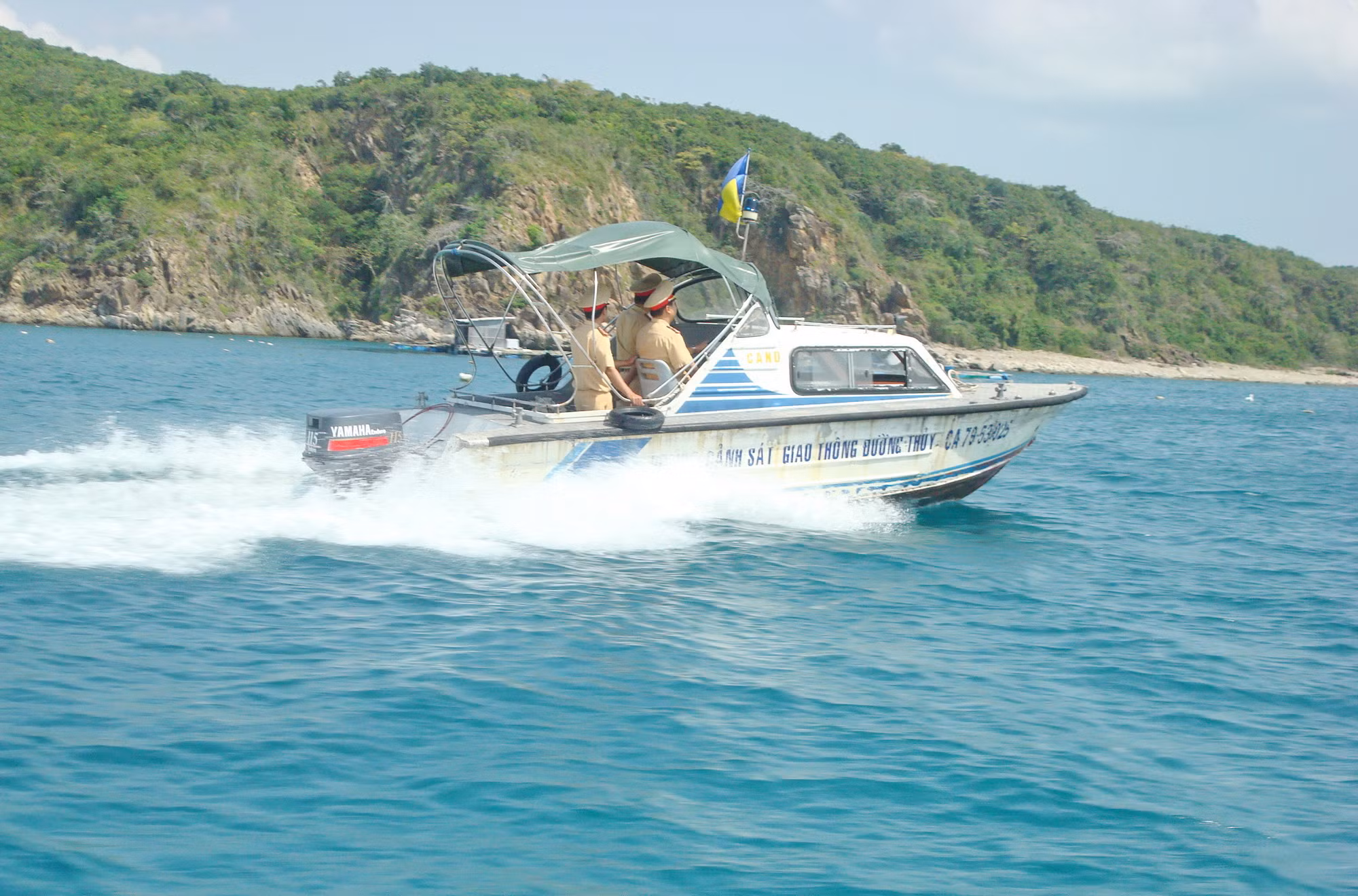  Nhiều giải pháp phục hồi và bảo vệ rạn san hô ở vịnh Nha Trang -0