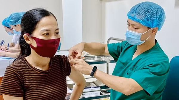 Thai phụ nguy hiểm khi cùng mắc sốt xuất huyết và cúm A ảnh 2