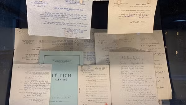 Hồ sơ cán bộ đi B và hành trình "giải mã" những số phận ảnh 2