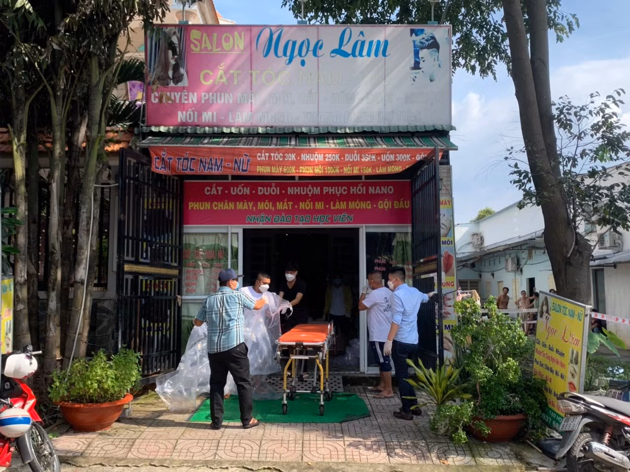 6 người tử vong trong tiệm cắt tóc nghi do ngạt khí từ máy phát điện -0