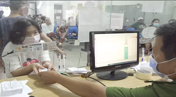 Công an quận Bình Thạnh&nbsp;quyết tâm hoàn tất công tác&nbsp;cấp CCCD gắn chip -0