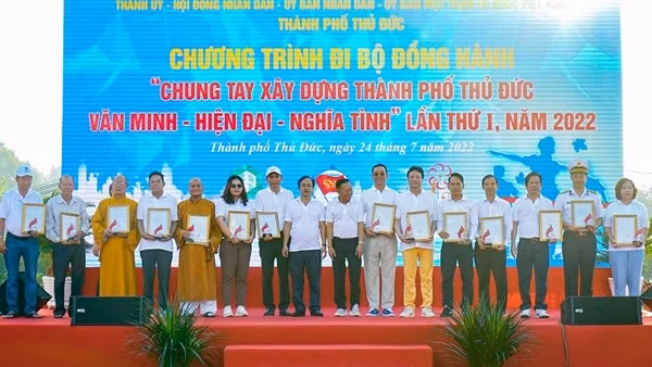 Van Phuc Group ủng hộ hơn 6 tỷ đồng cho 50 trẻ em mồ côi tại TP Thủ Đức