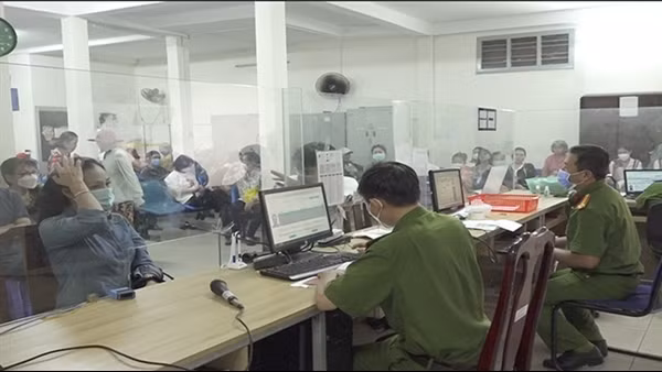 Công an quận Bình Thạnh&nbsp;nỗ lực cấp CCCD gắn chip