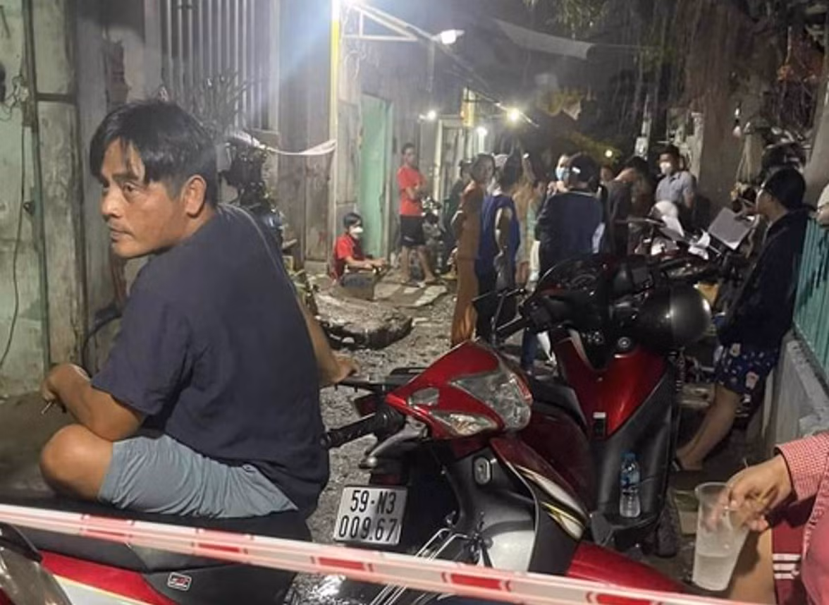 Hai đứa trẻ tử vong trong căn nhà vắng chủ, khóa ngoài -0