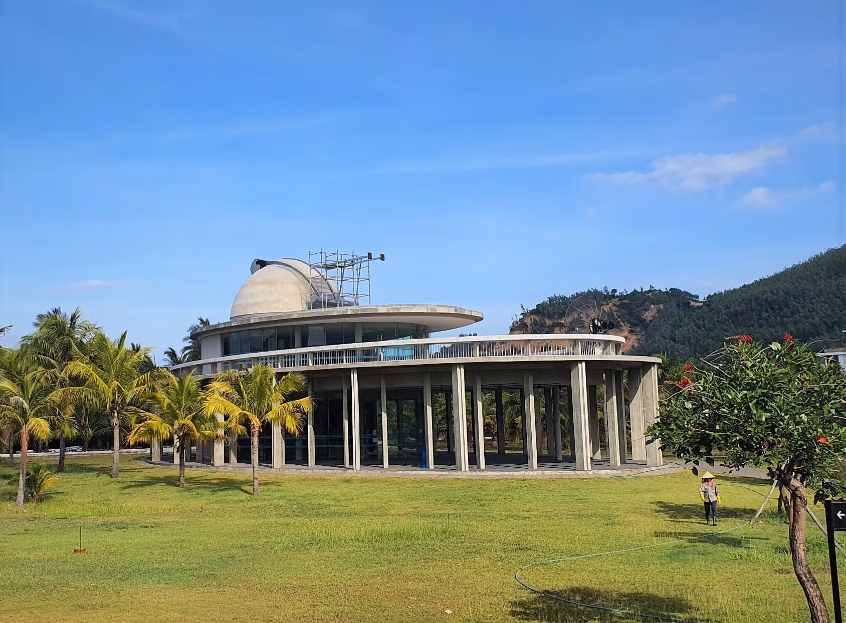 Trung tâm khám phá khoa học đầu tiên của Việt Nam hút khách du lịch -0