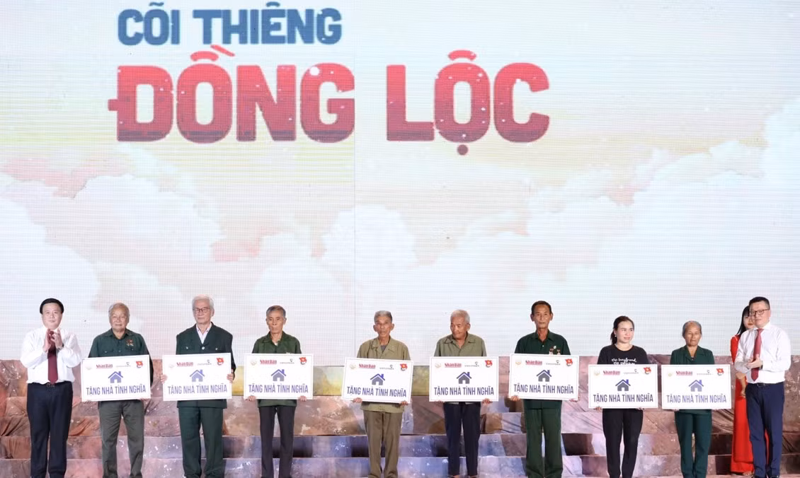 Linh thiêng chương trình nghệ thuật “Cõi thiêng Đồng Lộc” -0