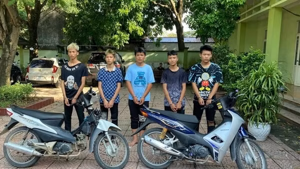 Truy nóng ổ nhóm “tuổi teen” dùng dao đi cướp tài sản