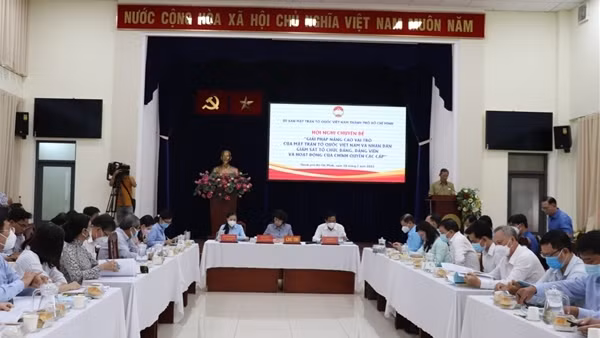 Nâng cao vai trò giám sát của Mặt trận Tổ quốc và nhân dân