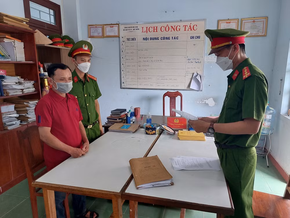 cong an hoa vang.jpg -0