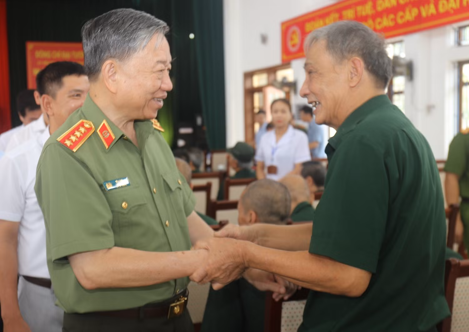 Tri ân các anh hùng liệt sỹ, thương bệnh, binh bằng những việc làm cụ thể, ý nghĩa -0