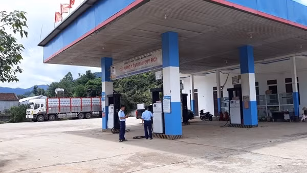 Tự điều chỉnh giá bán lẻ, cửa hàng xăng dầu bị xử phạt 30 triệu đồng