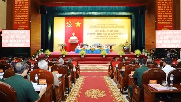 Hội thảo khoa học “Lý luận - Thực tiễn về bảo vệ Tổ quốc trong tình hình mới”