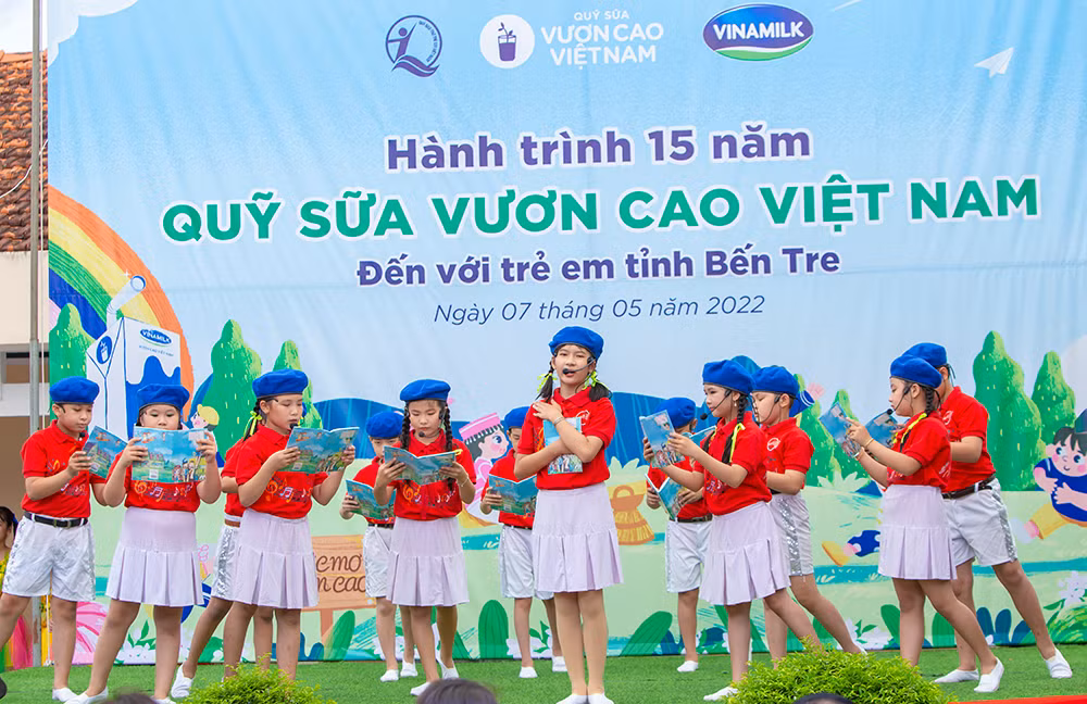 Những khoảnh khắc đẹp trên hành trình của Quỹ sữa Vươn cao Việt Nam năm thứ 15 -0