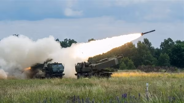 Ukraine dùng HIMARS tấn công sở chỉ huy Nga ở Kherson ảnh 3