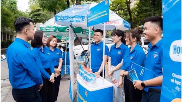 Tuổi trẻ MobiFone ra quân “Tiếp sức mùa thi” năm 2022
