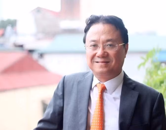 nhà thơ hòng thanh quang tuổi 60.jpg -0