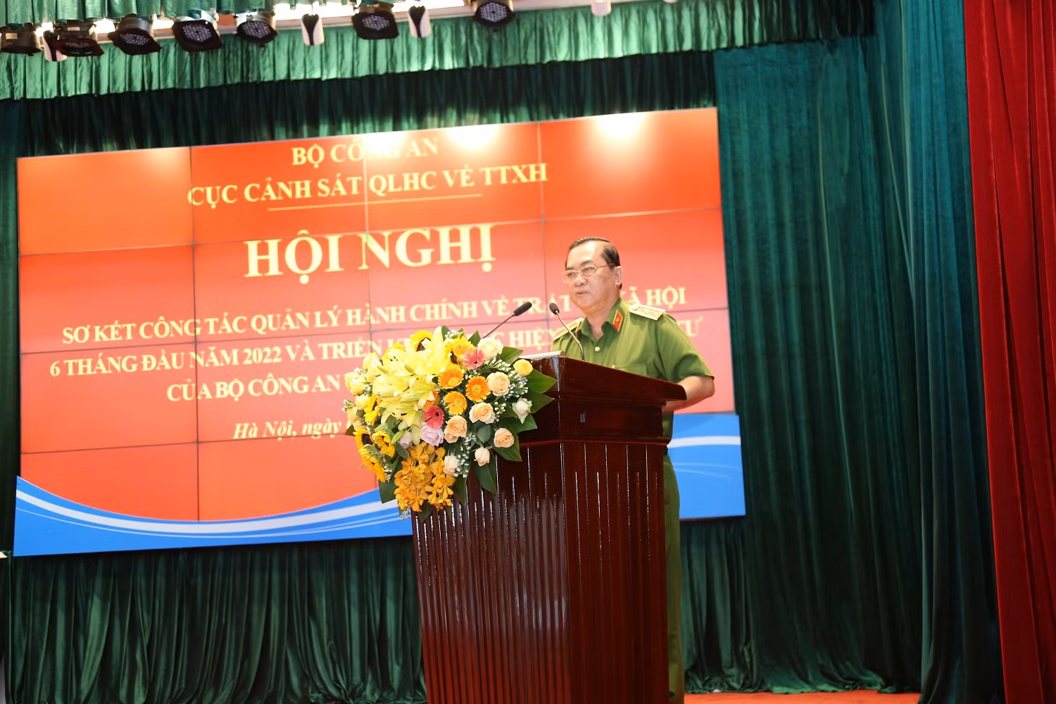  Cảnh sát Quản lý hành chính về trật tự xã hội tiếp tục “gương mẫu đi đầu” -0