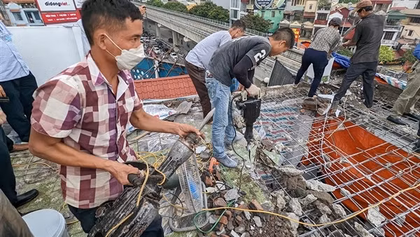 Hà Nội: "Trảm" nhiều công trình vi phạm xây dựng tại quận Cầu Giấy ảnh 3