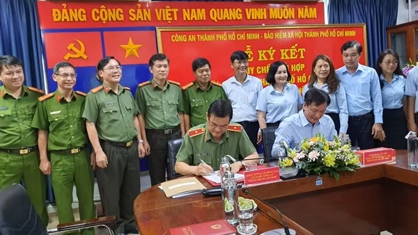Ký kết quy chế phối hợp đấu tranh phòng, chống tội phạm trong lĩnh vực BHXH