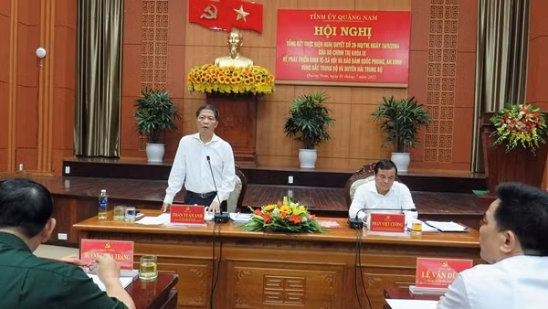 Phát huy truyền thống cách mạng, đưa Quảng Nam phát triển mạnh mẽ ảnh 5
