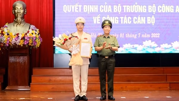 Thượng tá Nguyễn Hồng Phong được bổ nhiệm Giám đốc Công an Hà Tĩnh