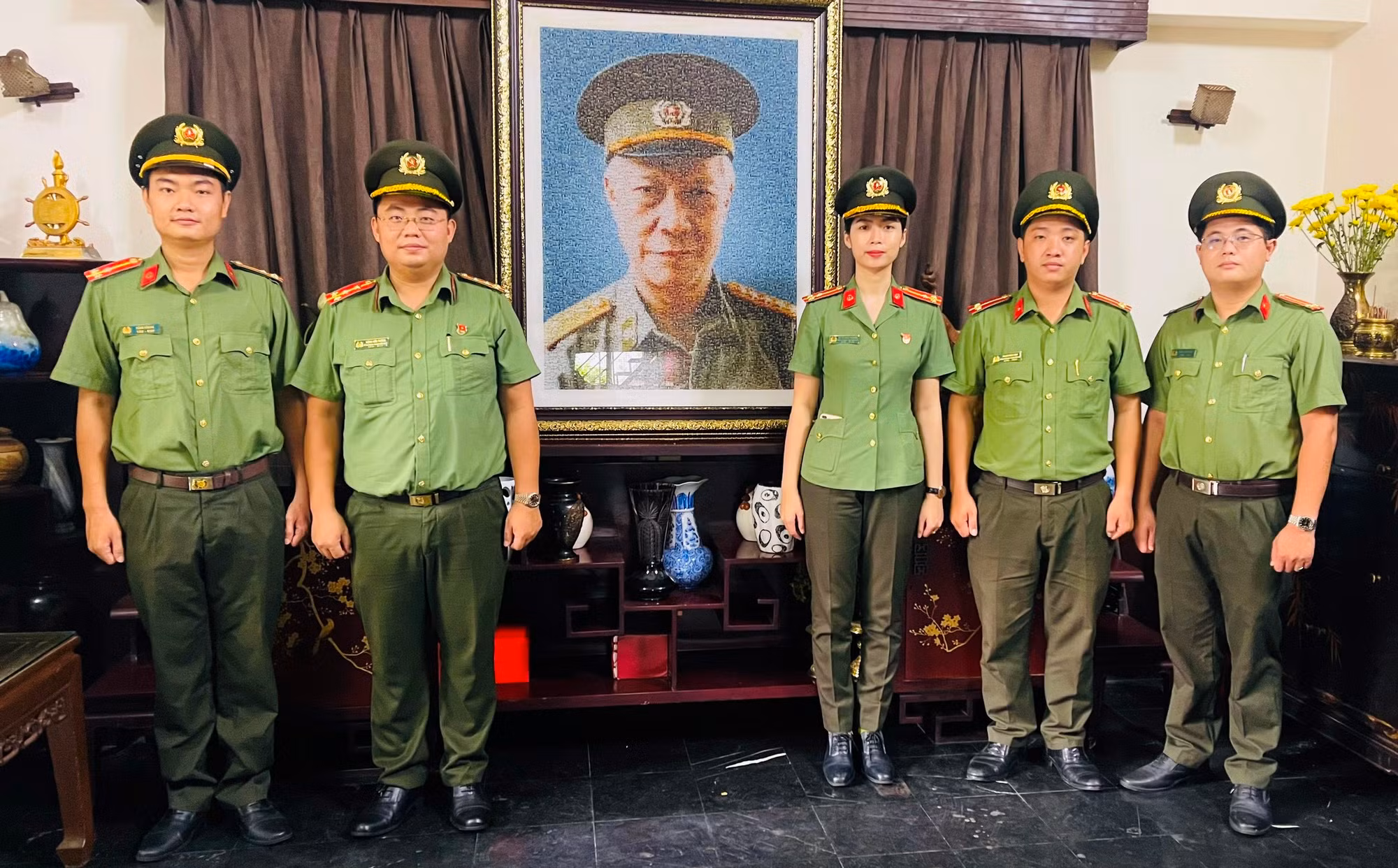 Tuổi trẻ Công an TP Hồ Chí Minh tưởng nhớ vị Đại tướng đầu tiên của lực lượng CAND -0