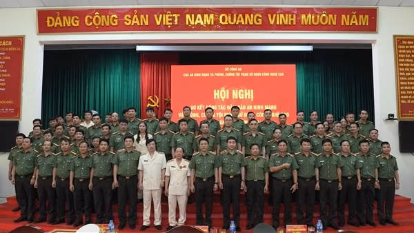 Đấu tranh hiệu quả với tội phạm sử dụng công nghệ cao trong tình hình mới