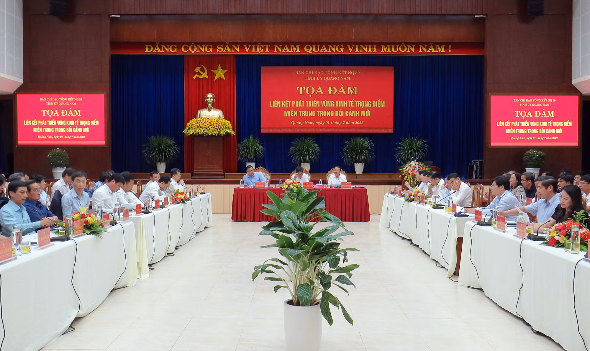 Tăng cường liên kết phát triển Vùng kinh tế trọng điểm miền Trung -0