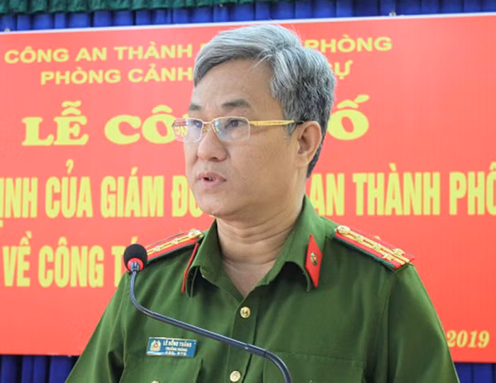 Khi lính hình sự mang tâm hồn nghệ sĩ -0
