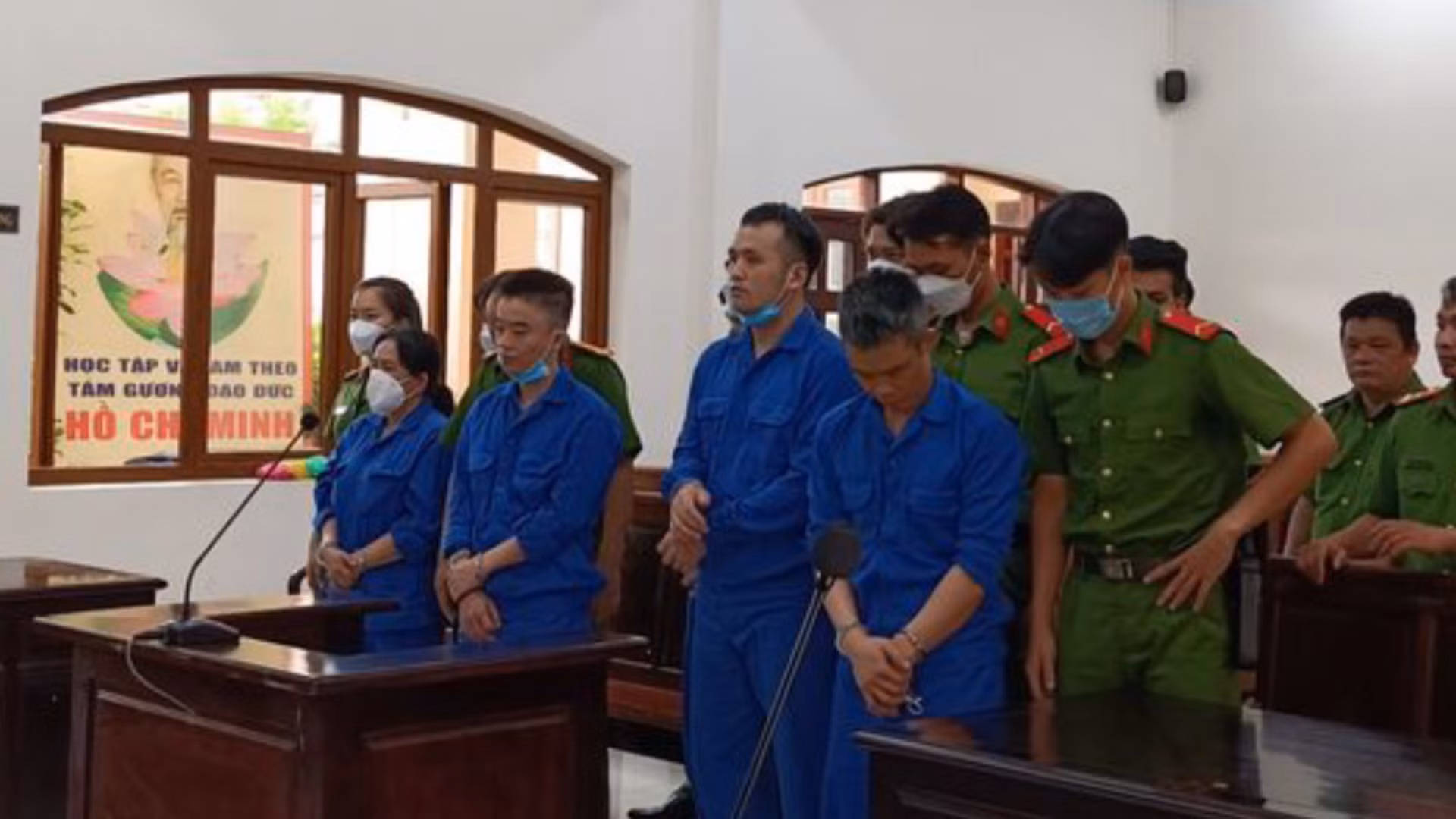 Phạt 4 án tử hình với các đối tượng mua bán, vận chuyển 50 kg ma túy -0