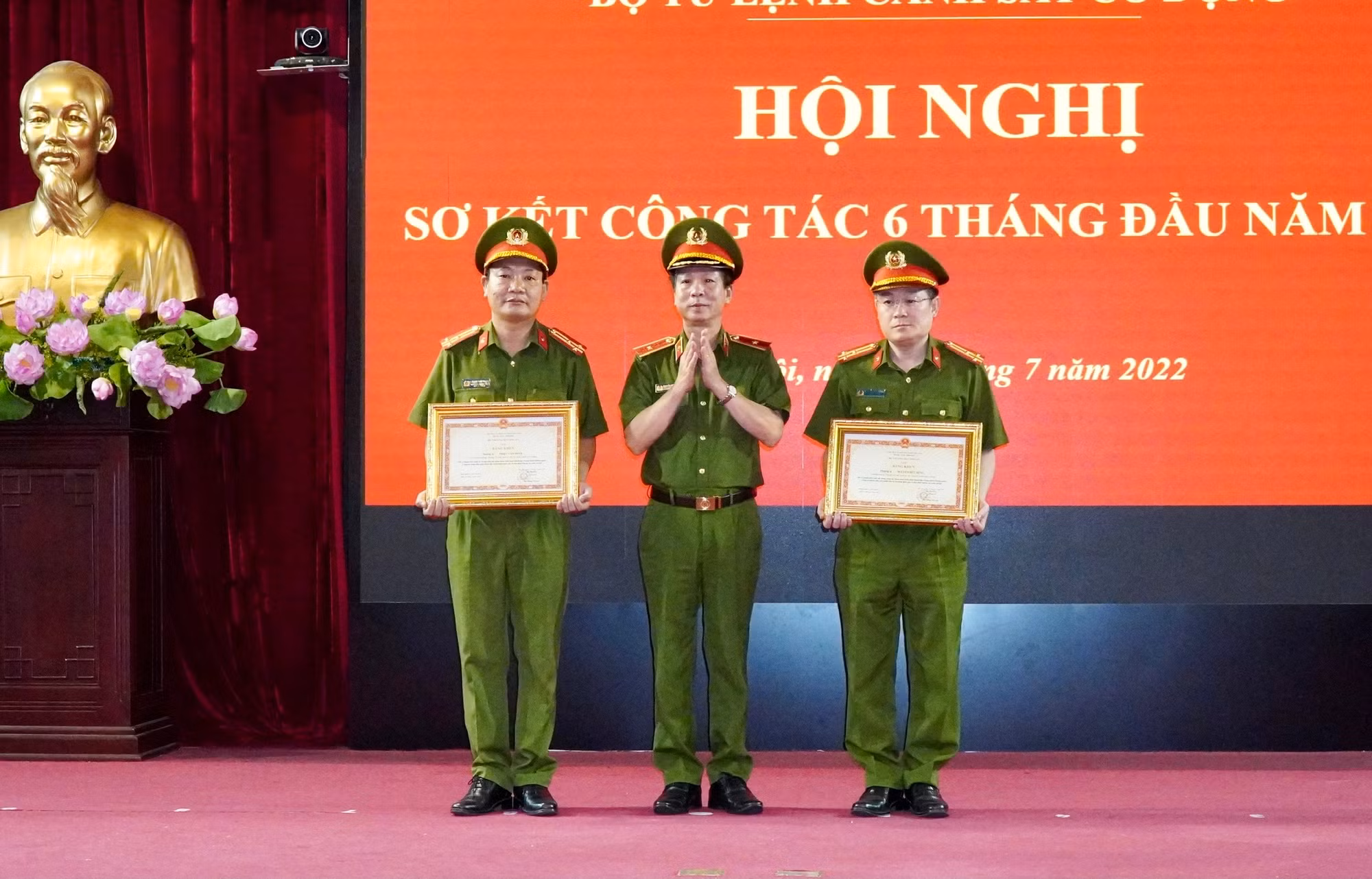 Bộ Tư lệnh Cảnh sát cơ động sơ kết 6 tháng đầu năm 2022 -0