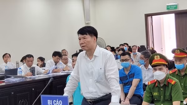 Những lời khai về cựu Thứ trưởng Bộ Y tế Cao Minh Quang tại Toà