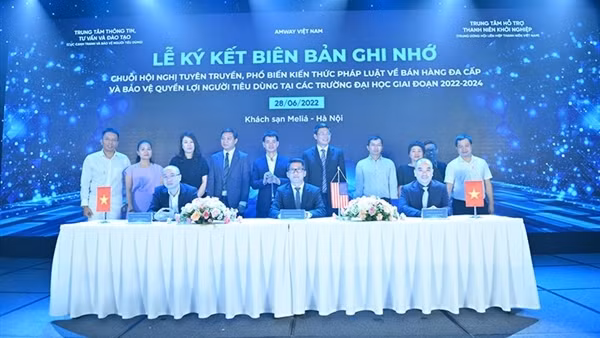 Hợp tác tuyên truyền, phổ biến kiến thức pháp luật bảo vệ quyền lợi người tiêu dùng cho sinh viên