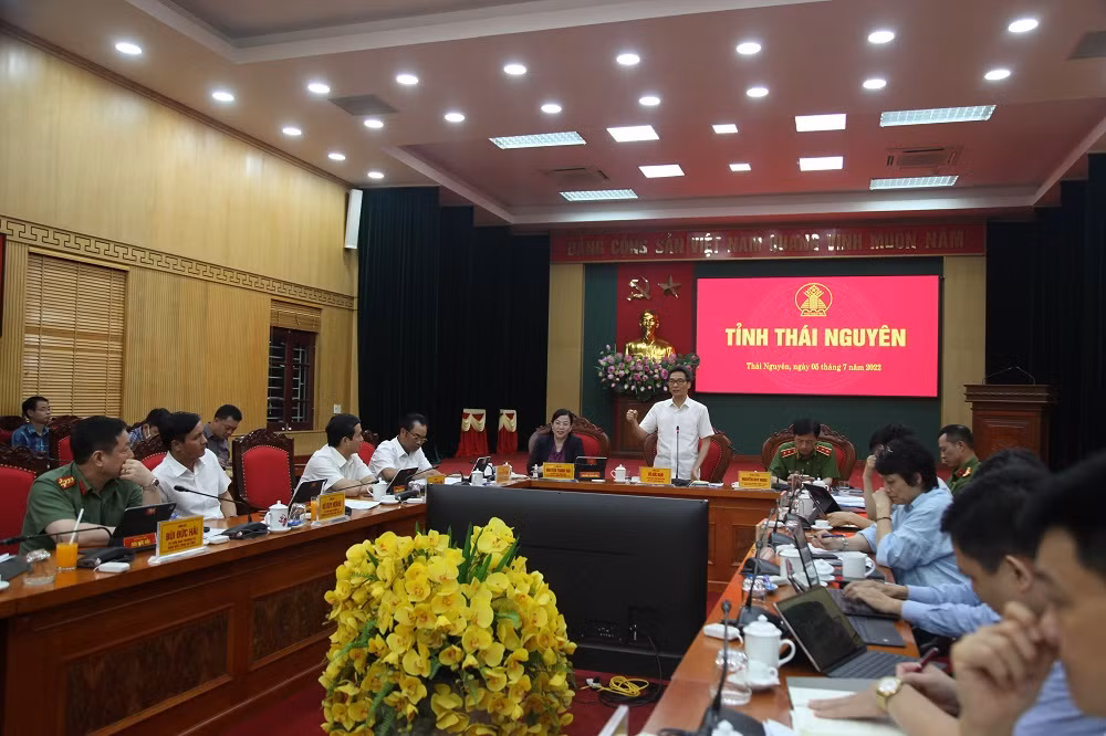 Phó Thủ tướng Chính phủ kiểm tra kết quả thực hiện Đề án 06 tại tỉnh Thái Nguyên -0