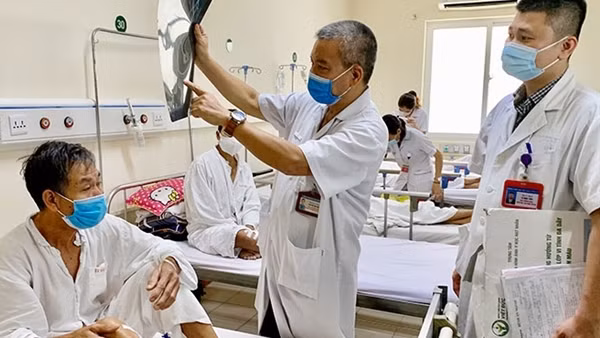 Thiếu máu mãn tính chi dưới khiến nhiều người phải cắt cụt chân