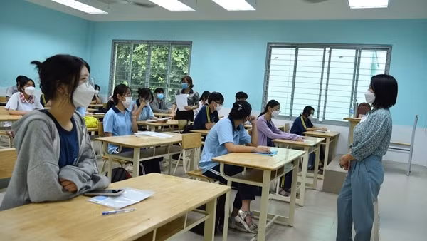 Hơn 1 triệu thí sinh làm thủ tục dự thi tốt nghiệp THPT