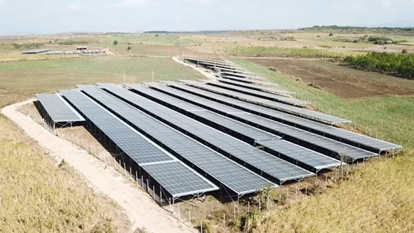 Đề nghị báo cáo các dự án điện mặt trời chưa đưa vào vận hành ảnh 2