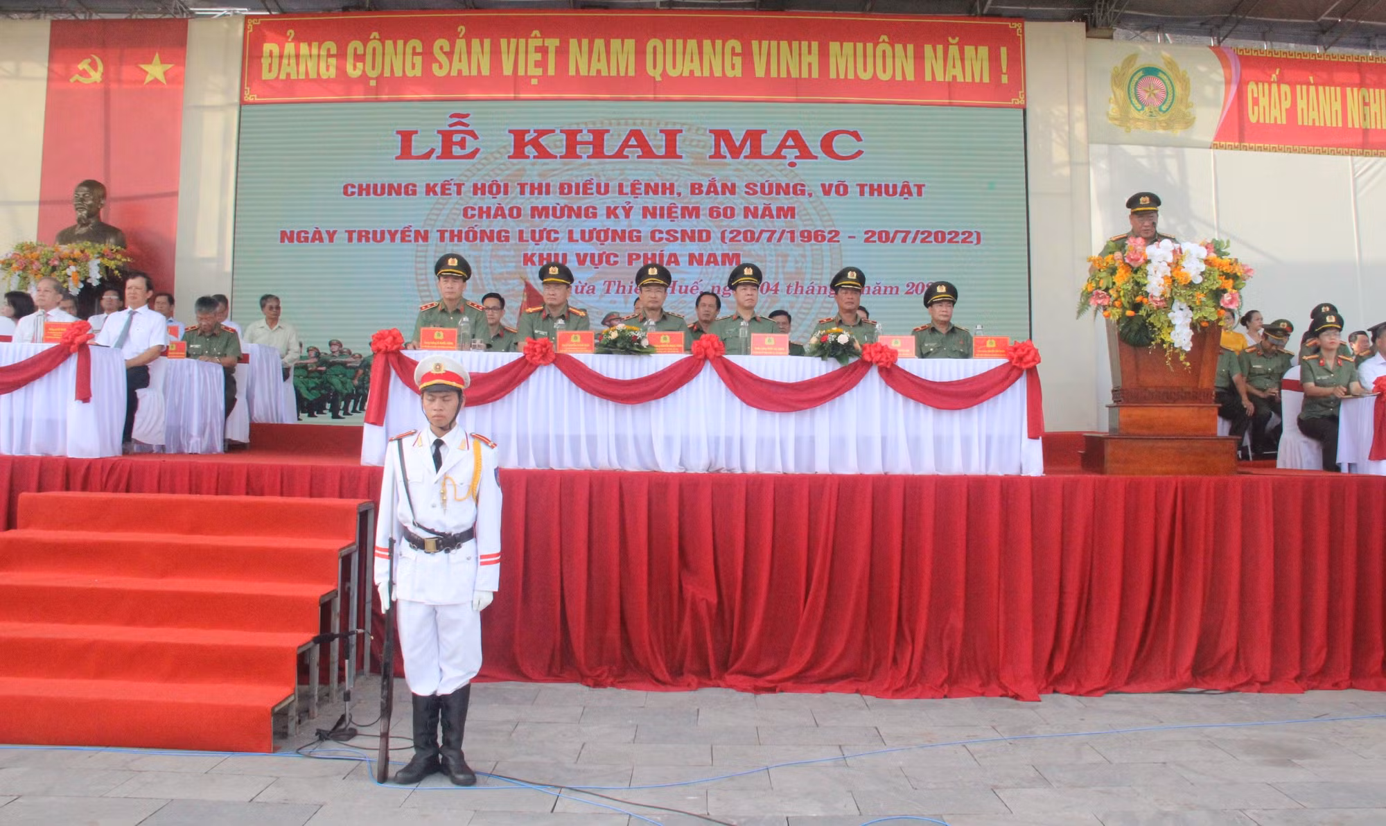 Khai mạc Chung kết Hội thi Điều lệnh, bắn súng, võ thuật CAND - Khu vực phía Nam -0