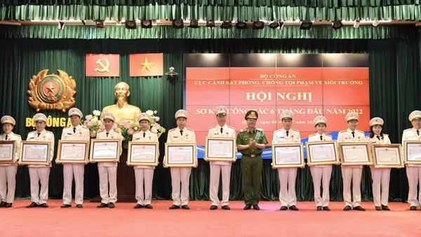 Khởi tố 133 vụ vi phạm nghiêm trọng về môi trường, tài nguyên và an toàn thực phẩm